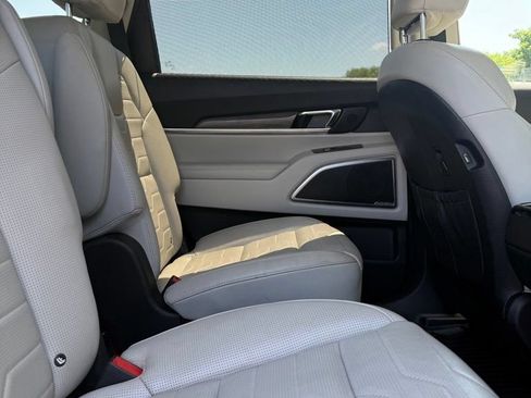Used 2020 Kia Telluride SX w/ SX Prestige Package AWD/4WD image 10