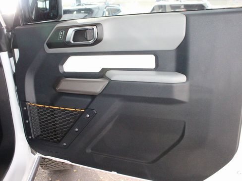 Used 2023 Ford Bronco Badlands w/ Sasquatch Package image 43