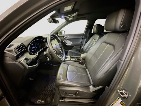 Used 2023 Audi Q3 2.0T Premium Plus w/ Premium Plus Package image 13
