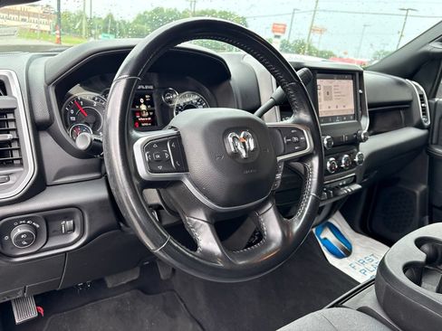 Used 2024 RAM 2500 Big Horn AWD/4WD image 3