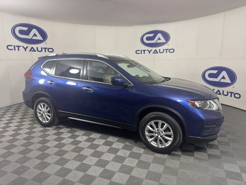 Used 2020 Nissan Rogue SV AWD/4WD image 1