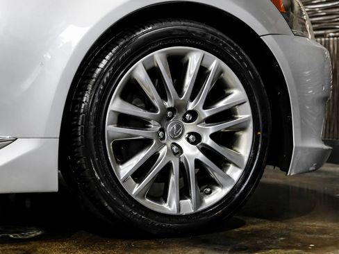 Used 2014 Lexus LS 460 w/ Comfort Package RWD image 56