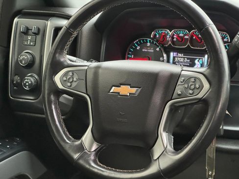 Used 2018 Chevrolet Silverado 1500 LT w/ All Star Edition image 15