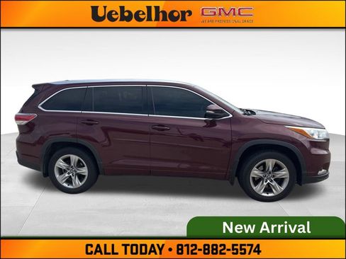 Used 2016 Toyota Highlander Limited AWD/4WD image 3