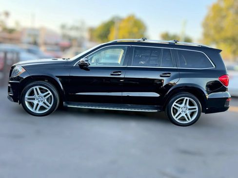 Used 2015 Mercedes-Benz GL 550 4MATIC image 5
