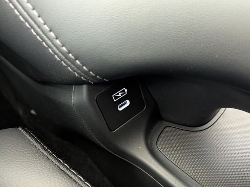 New 2026 Honda HR-V EX-L image 10