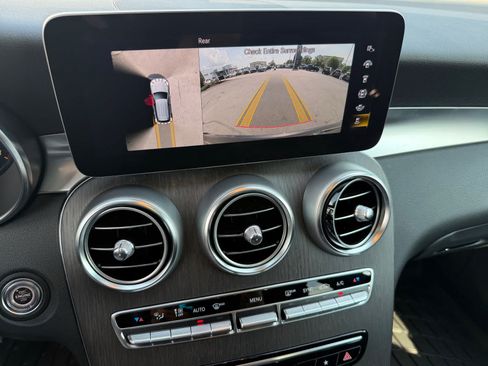 Certified 2022 Mercedes-Benz GLC 300 4MATIC image 19
