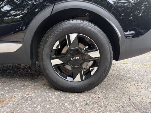 Used 2026 Kia Sportage LX FWD image 30