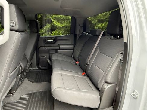 Used 2024 Chevrolet Silverado 1500 Custom Trail Boss w/ LPO, Dark Essentials Package AWD/4WD image 16