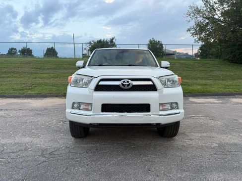 Used 2011 Toyota 4Runner Limited AWD/4WD image 3