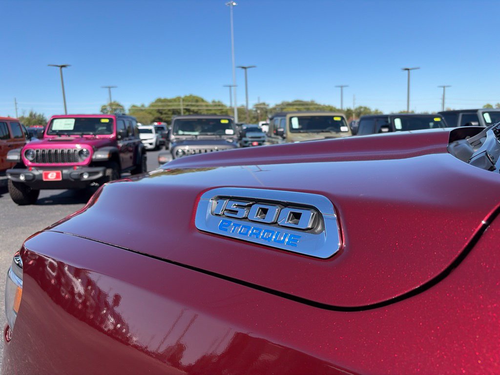 Used 2025 RAM 1500 Big Horn AWD/4WD image 41