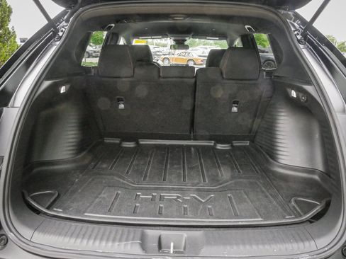 Certified 2025 Honda HR-V Sport image 30