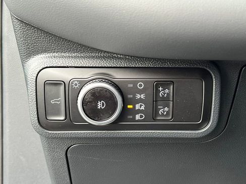 New 2026 Ford Explorer Active w/ Active Comfort Package image 21