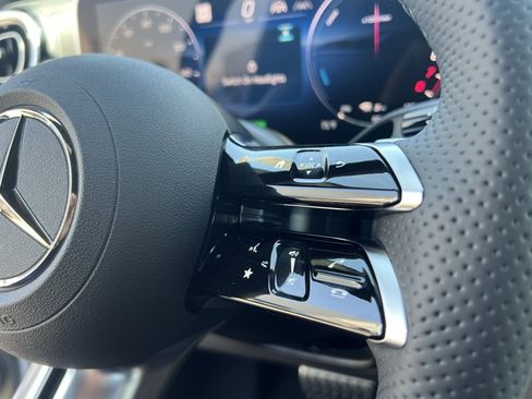 New 2025 Mercedes-Benz GLC 350e 4MATIC image 26