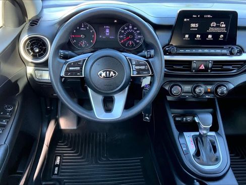 Used 2020 Kia Forte LXS image 5