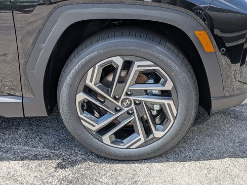 New 2026 Hyundai Tucson Limited w/ Tow & Go Package FWD image 11