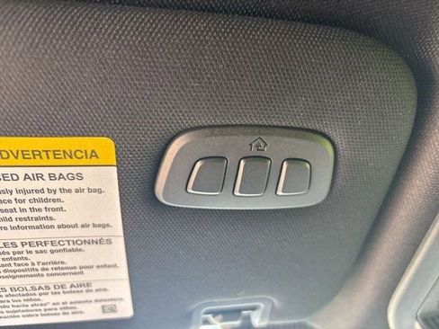 Used 2025 Ford Explorer ST-Line w/ ST-Line Street Pack AWD/4WD image 29