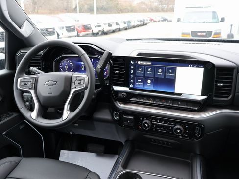 New 2026 Chevrolet Silverado 2500 LTZ w/ LTZ Plus Package image 32