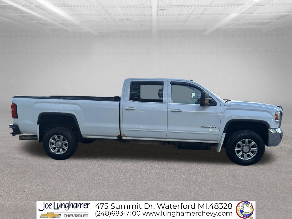 Used 2016 GMC Sierra 2500 SLE w/ SLE Preferred Package AWD/4WD image 2