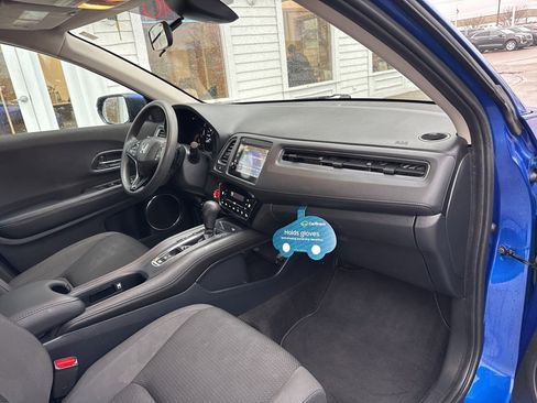 Used 2022 Honda HR-V EX image 38
