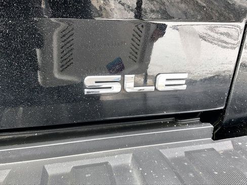 Used 2018 GMC Sierra 1500 SLE w/ SLE Value Package image 7