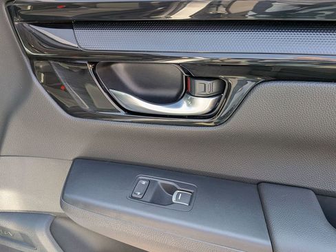 Used 2025 Honda CR-V EX-L image 33