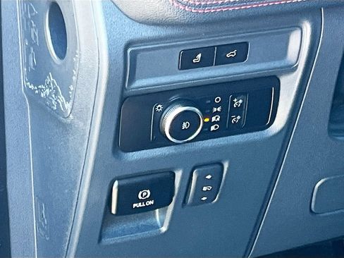 Used 2022 Ford Expedition Limited RWD image 10