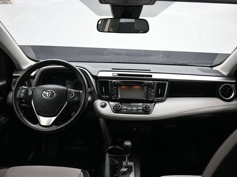 Used 2018 Toyota RAV4 XLE w/ Plus Extra Value Package AWD/4WD image 40
