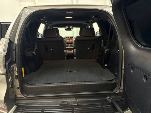 Used 2021 Lexus GX 460 Premium AWD/4WD image 39