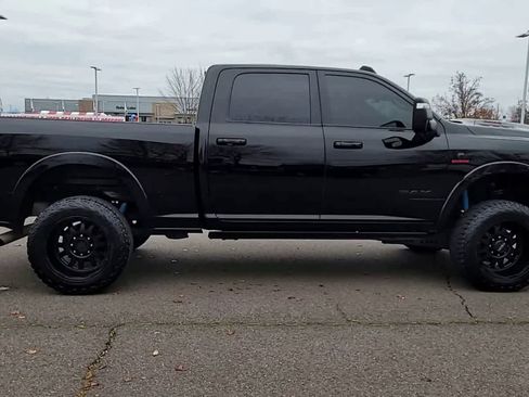 Used 2023 RAM 2500 Limited image 9