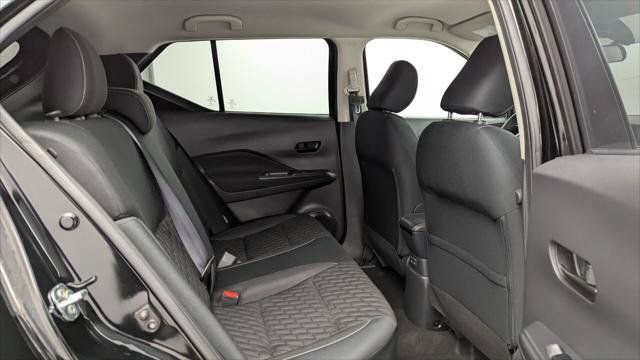 Used 2022 Nissan Kicks S FWD image 18
