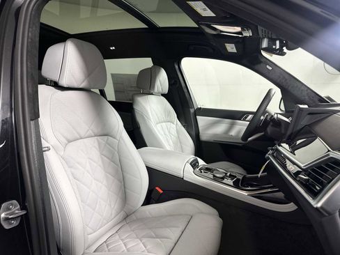 New 2026 BMW X7 xDrive40i w/ M Sport Package image 22