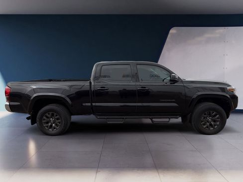 Used 2023 Toyota Tacoma SR5 image 6