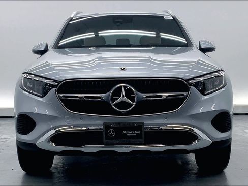 Used 2026 Mercedes-Benz GLC 300 image 8