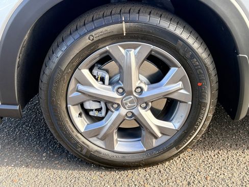 New 2026 Honda HR-V LX image 10