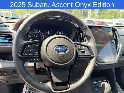 Used 2025 Subaru Ascent Onyx Edition w/ Onyx Package AWD/4WD image 25