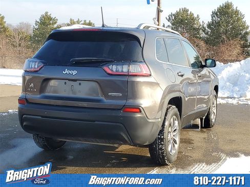 Used 2019 Jeep Cherokee Latitude Plus w/ Cold Weather Group image 4