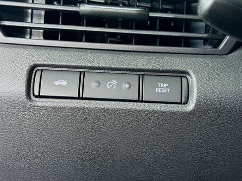 Certified 2025 Nissan Altima 2.5 S FWD image 10
