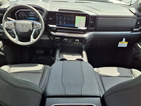 New 2026 Chevrolet Silverado 2500 LTZ w/ LTZ Plus Package AWD/4WD image 10
