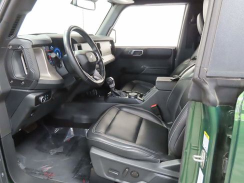 Used 2025 Ford Bronco Outer Banks image 15