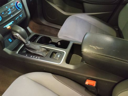 Used 2018 Ford Escape S image 26