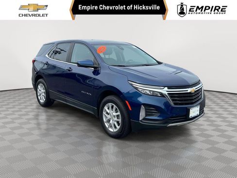 Used 2022 Chevrolet Equinox LT image 1