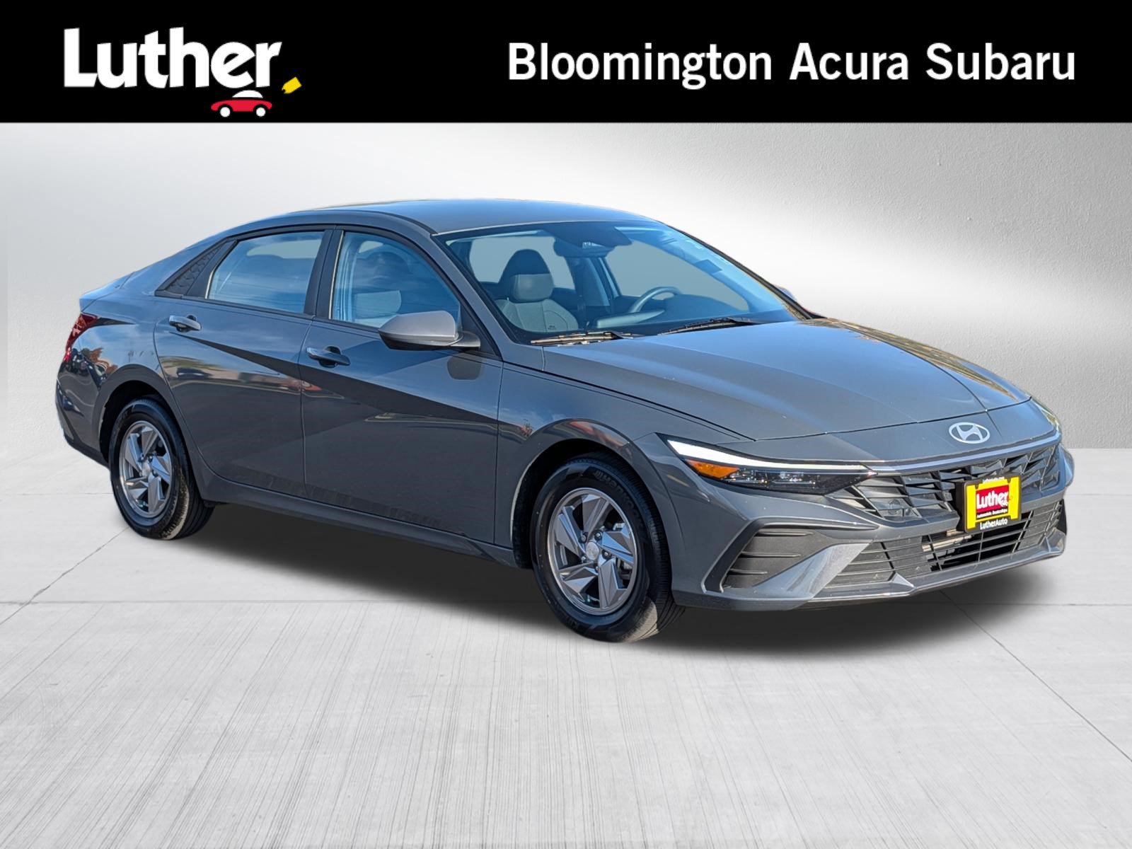 Used 2024 Hyundai Elantra SE FWD image 1