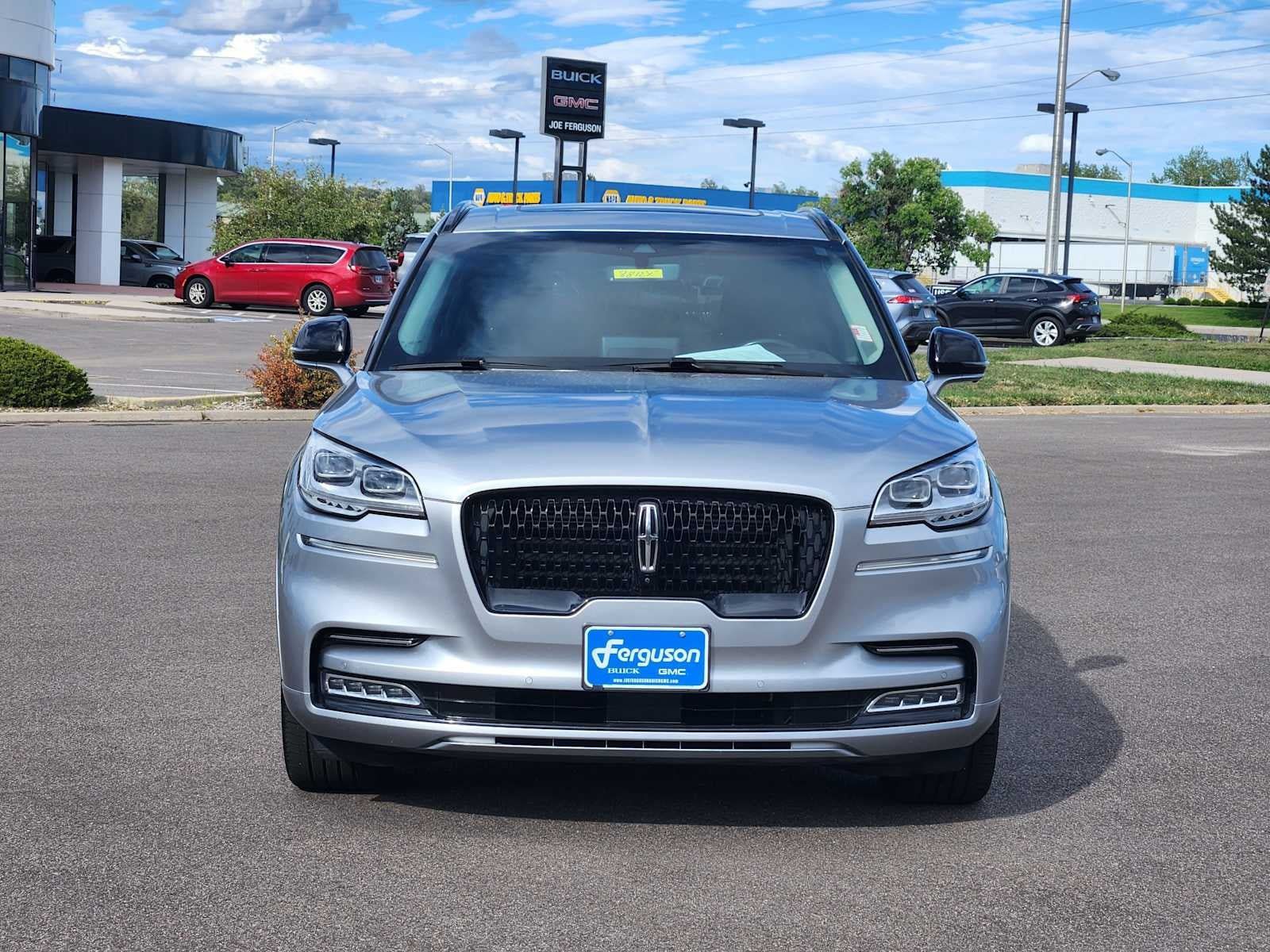 Used 2022 Lincoln Aviator Reserve w/ Equipment Group 201A AWD/4WD image 5