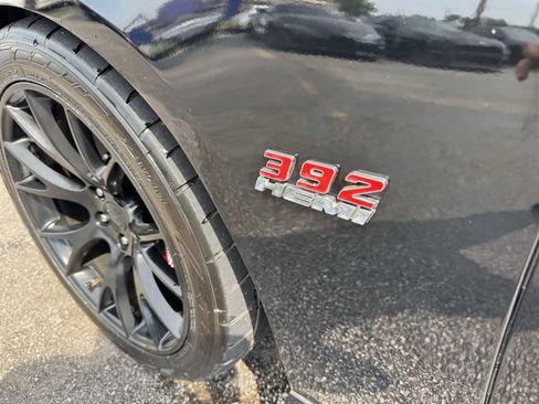 Used 2018 Dodge Charger R/T Scat Pack w/ Dynamics Package RWD image 11