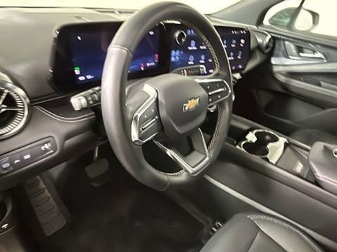 Used 2024 Chevrolet Blazer EV LT AWD/4WD image 14