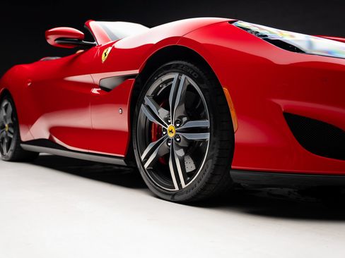 Used 2019 Ferrari Portofino RWD image 88