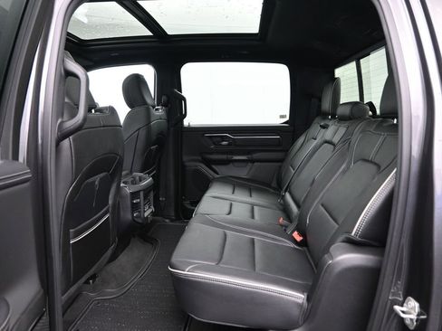 Used 2024 RAM 1500 Limited w/ Trailer Tow Group image 31