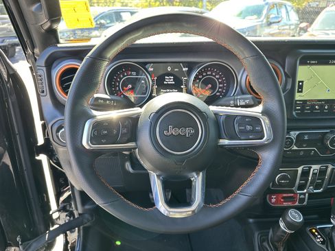 Used 2022 Jeep Gladiator Mojave w/ Trailer Tow Package image 27