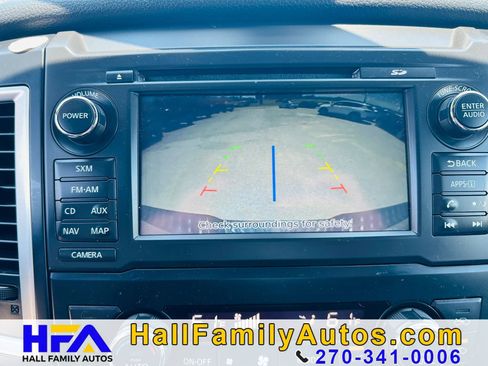 Used 2018 Nissan Titan SL w/ Midnight Edition AWD/4WD image 23